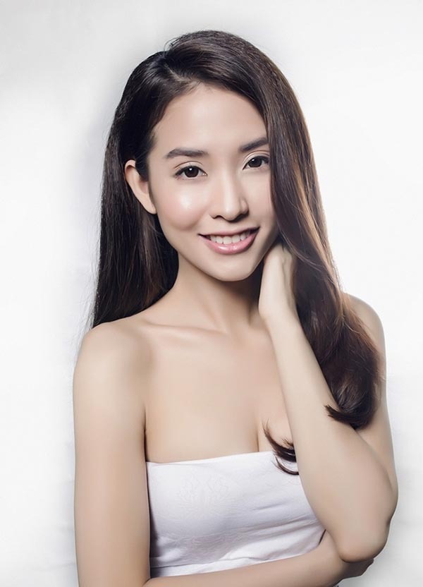 漂亮的女邻居8